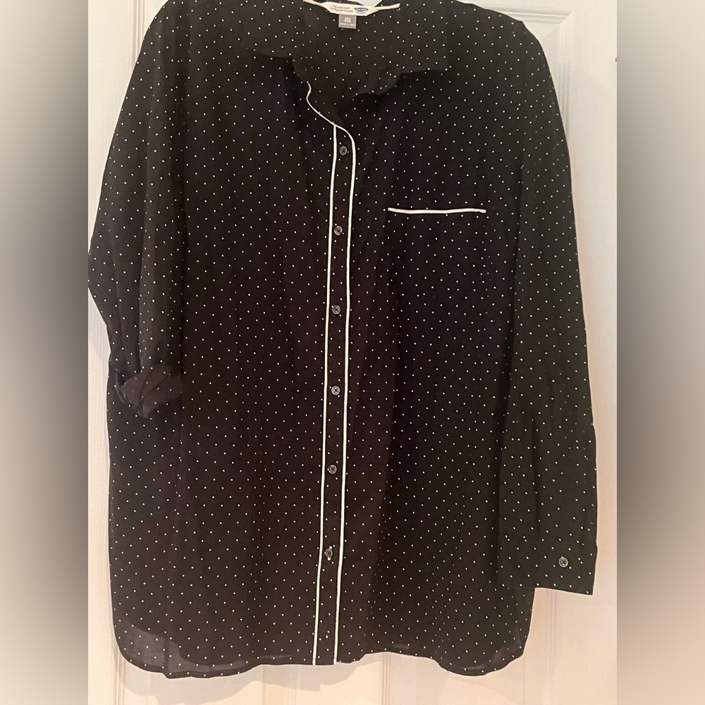 Old Navy Long Sleeve Button Down Tunic - NWOT